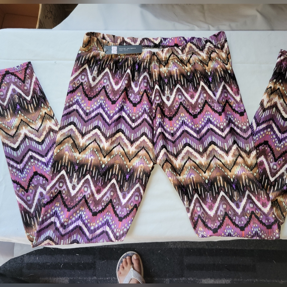Stylish Zigzag Patterned Leggings